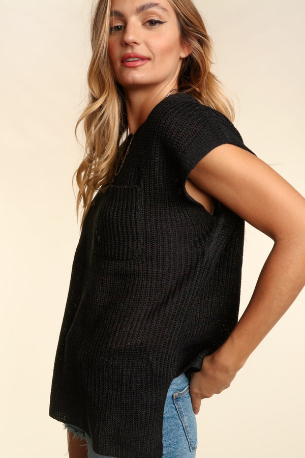 black round neck cap sleeve top